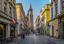 Krakow Highlights Self-Guided Scavenger Hunt Walking Tour